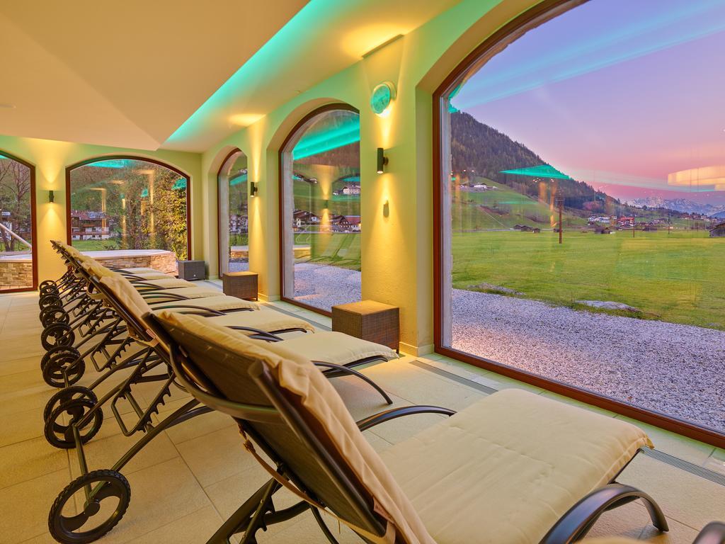 Alpeiner - Nature Resort Tirol Нойщифт им Щубайтал Екстериор снимка