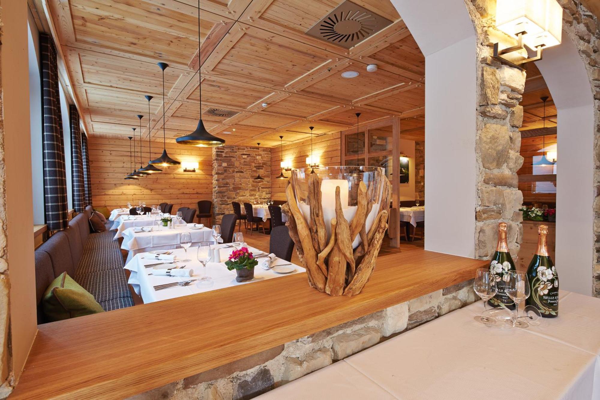 Alpeiner - Nature Resort Tirol Нойщифт им Щубайтал Екстериор снимка