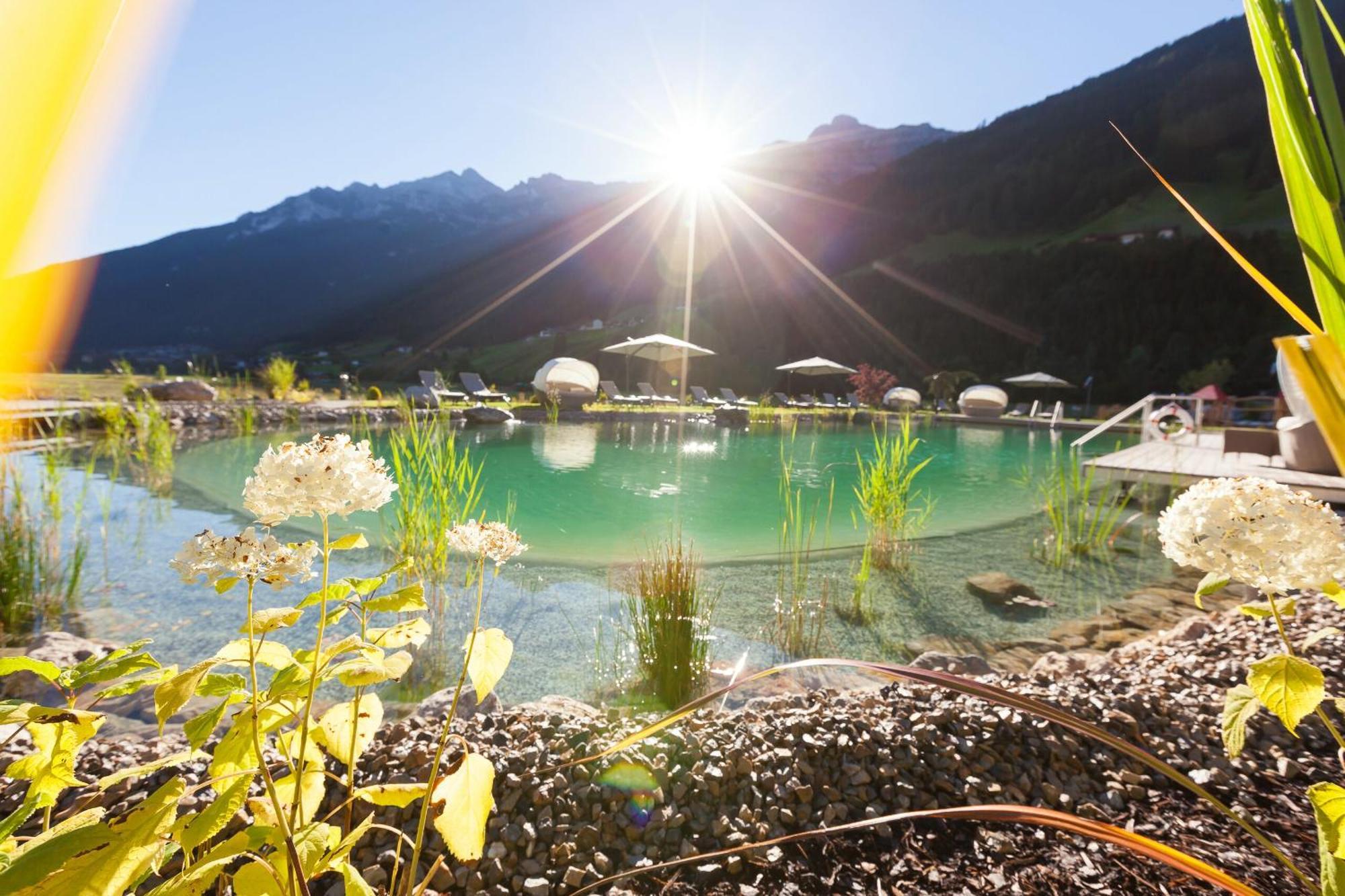 Alpeiner - Nature Resort Tirol Нойщифт им Щубайтал Екстериор снимка
