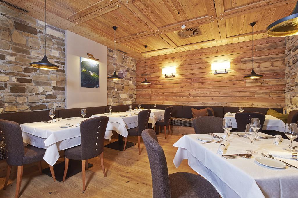 Alpeiner - Nature Resort Tirol Нойщифт им Щубайтал Екстериор снимка