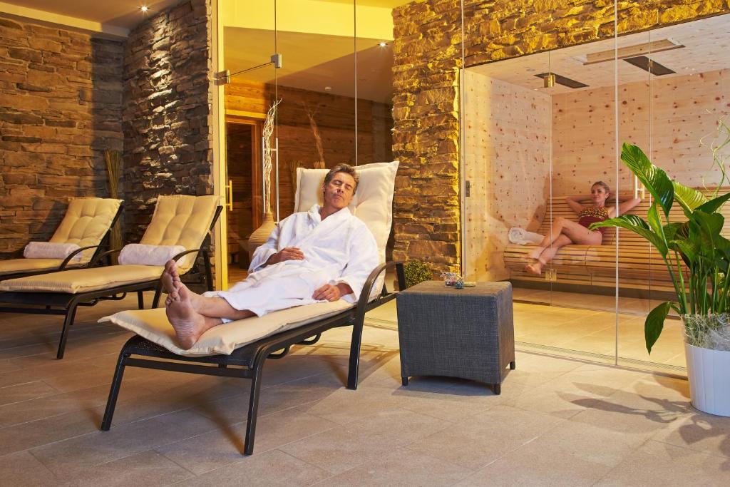 Alpeiner - Nature Resort Tirol Нойщифт им Щубайтал Екстериор снимка