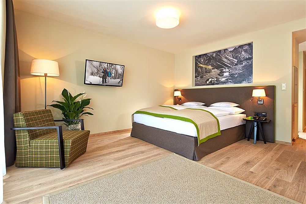 Alpeiner - Nature Resort Tirol Нойщифт им Щубайтал Екстериор снимка