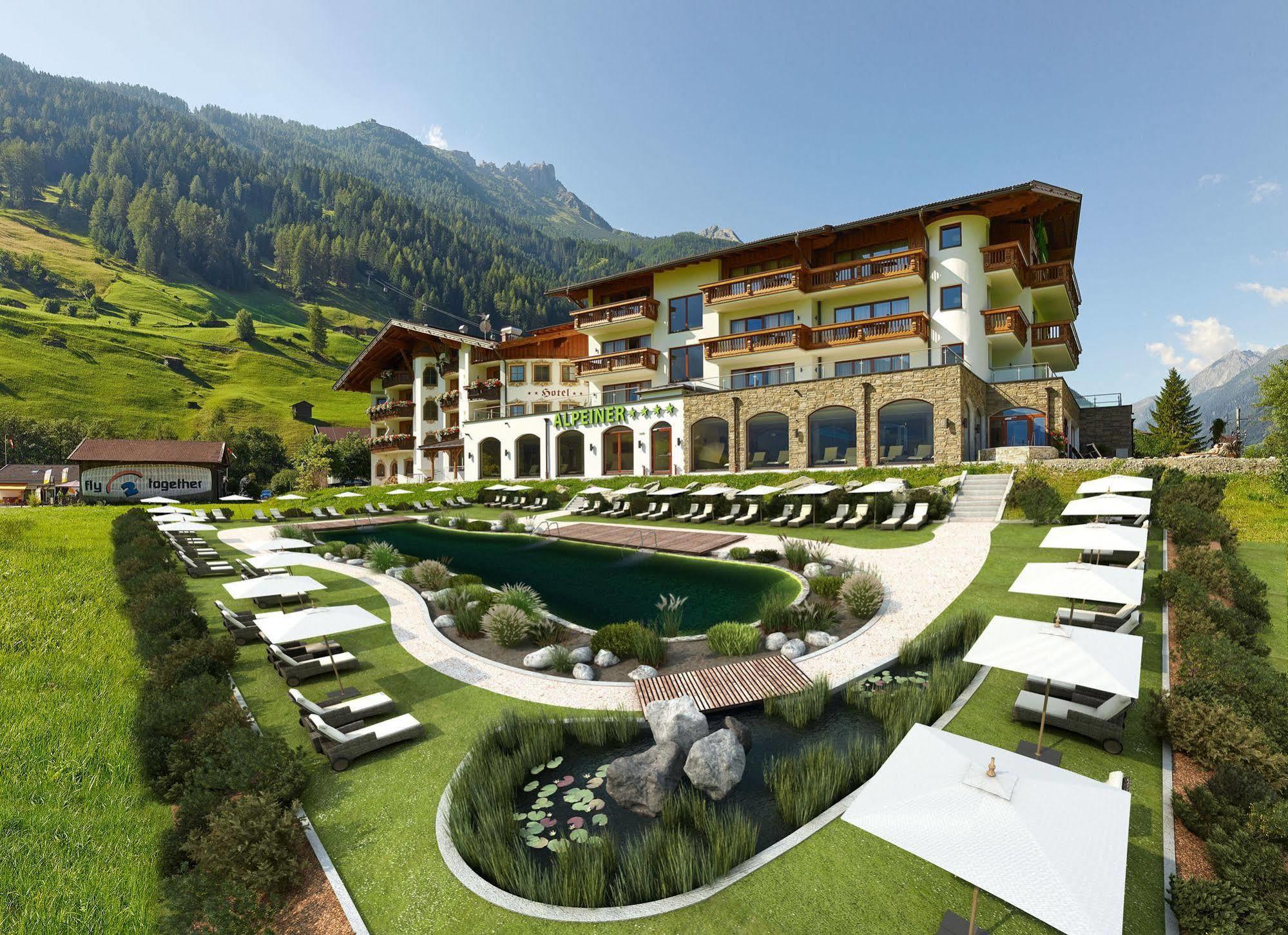 Alpeiner - Nature Resort Tirol Нойщифт им Щубайтал Екстериор снимка