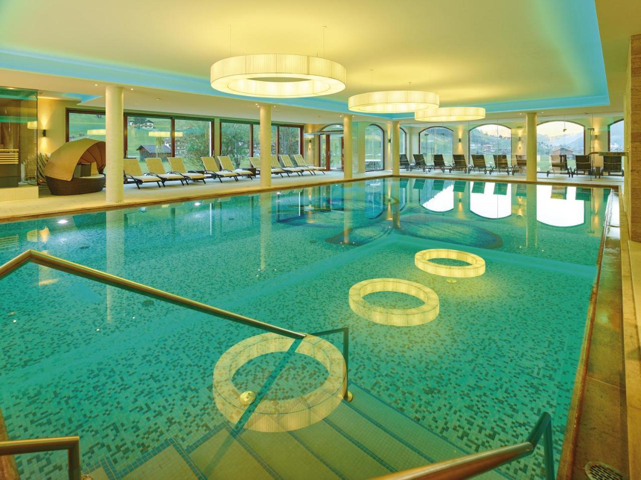 Alpeiner - Nature Resort Tirol Нойщифт им Щубайтал Екстериор снимка