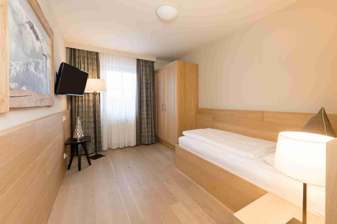 Alpeiner - Nature Resort Tirol Нойщифт им Щубайтал Екстериор снимка